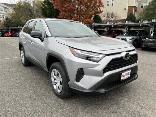 2025 Toyota RAV4 LE