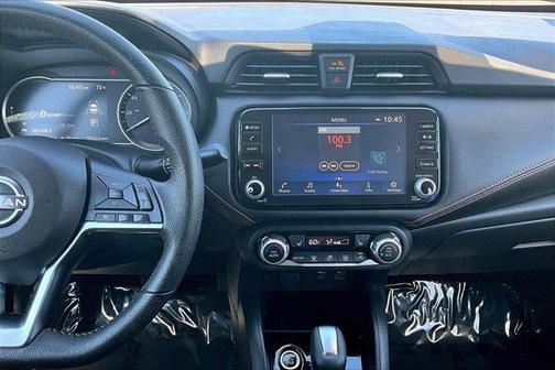 Aspen White 2023 Nissan Versa 1.6 SR