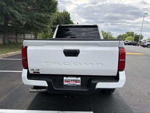 Ice 2026 Toyota Tacoma SR5