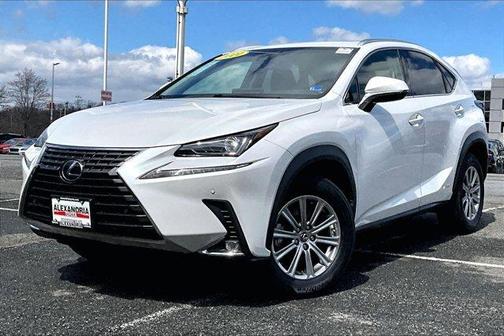 2021 Lexus NX 300h 
