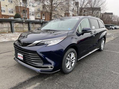2026 Toyota Sienna Limited