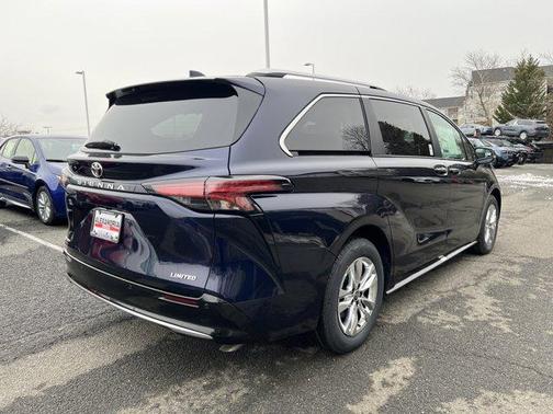 2026 Toyota Sienna Limited