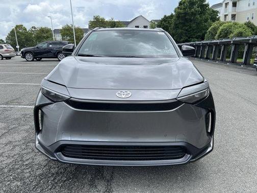 2025 Toyota bZ4X XLE