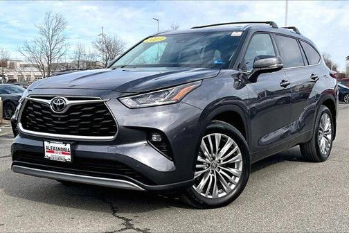 2023 Toyota Highlander Platinum