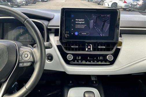 2025 Toyota Corolla Hatchback XSE