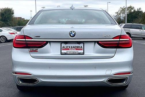 Glacier Silver Metallic 2019 BMW 750 i xDrive