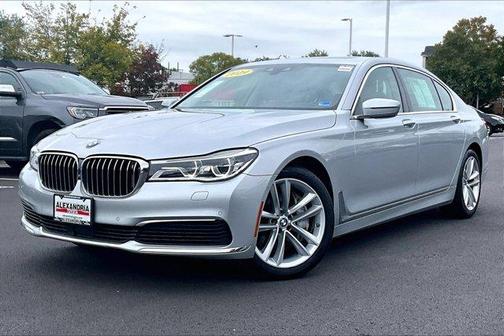 Glacier Silver Metallic 2019 BMW 750 i xDrive