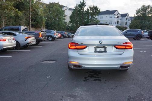 Glacier Silver Metallic 2019 BMW 750 i xDrive