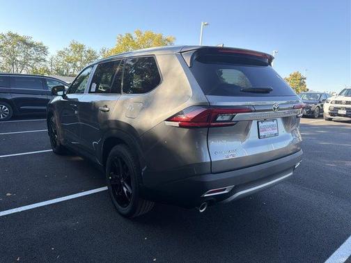 Platinum 2026 Toyota Grand Highlander Hybrid MAX Platinum