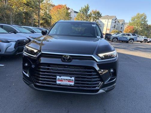 Midnight Black Metallic 2026 Toyota Grand Highlander Platinum