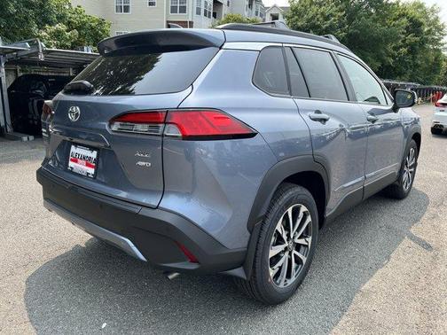 2025 Toyota Corolla Cross XLE