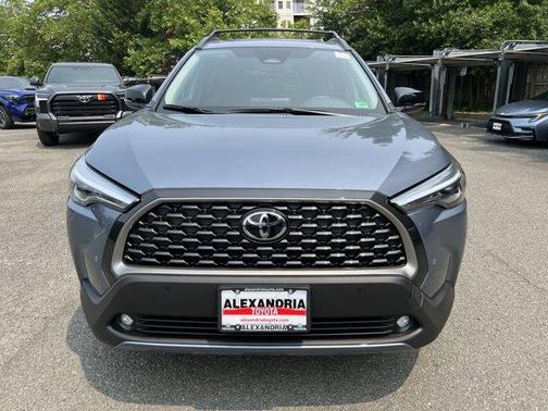 2025 Toyota Corolla Cross XLE