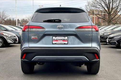 2024 Toyota Corolla Cross XLE