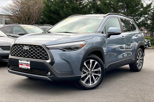 2024 Toyota Corolla Cross XLE