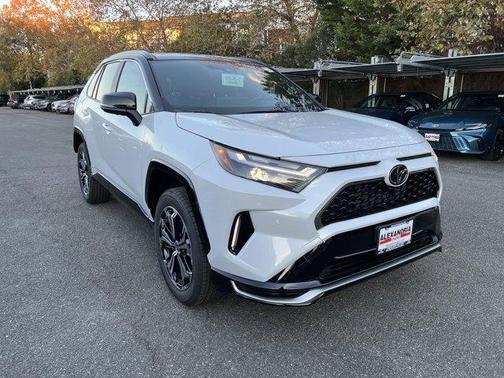 2025 Toyota RAV4 Plug-In Hybrid XSE