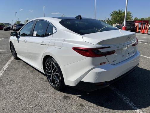 Wind Chill Pearl 2026 Toyota Camry XLE