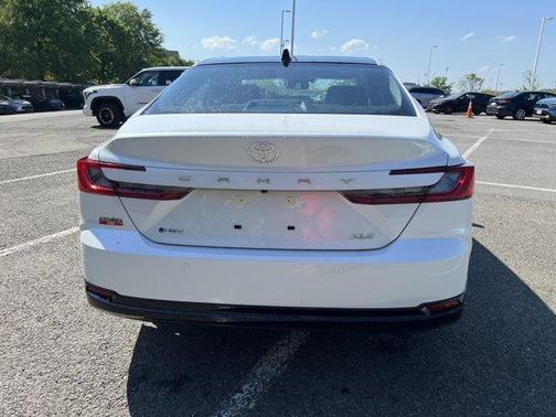 Wind Chill Pearl 2026 Toyota Camry XLE