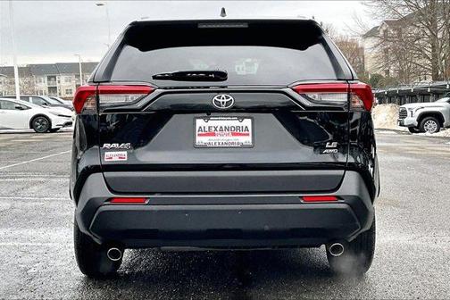 2019 Toyota RAV4 LE