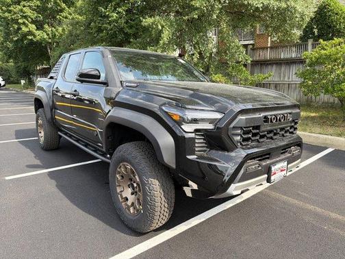 2026 Toyota Tacoma Hybrid TRAILHUNTER