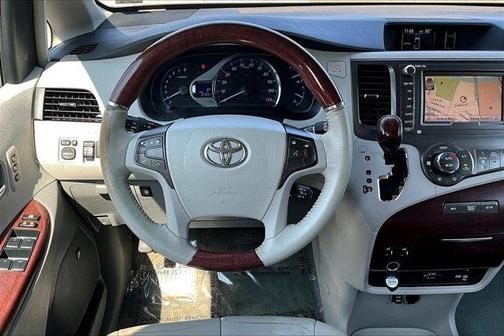 2012 Toyota Sienna Limited