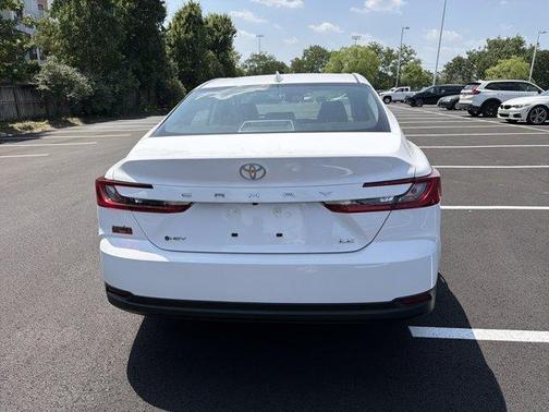 Ice 2026 Toyota Camry LE