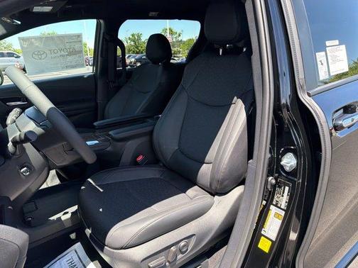 Midnight Black Metallic 2026 Toyota Sienna Limited