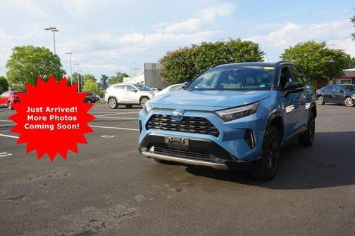02VV 2023 Toyota RAV4 Hybrid XSE