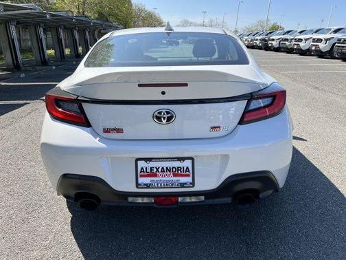 2025 Toyota GR86 Premium