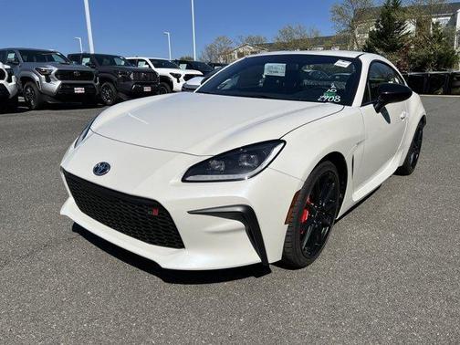 2025 Toyota GR86 Premium
