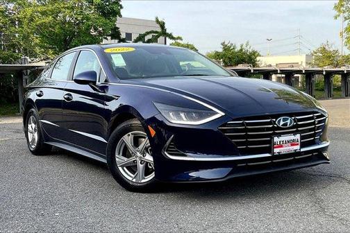 2022 Hyundai SONATA SE