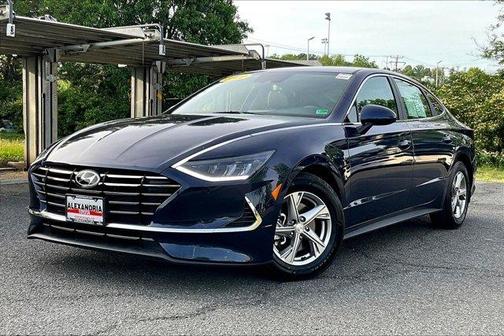 2022 Hyundai SONATA SE