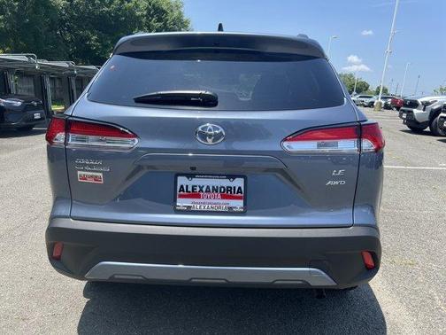 2025 Toyota Corolla Cross LE