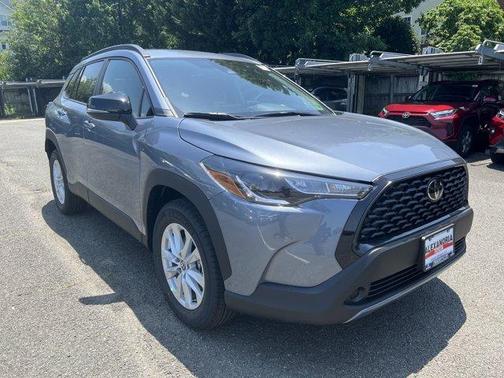 2025 Toyota Corolla Cross LE