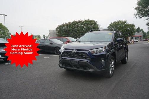 2020 Toyota RAV4 XLE Premium