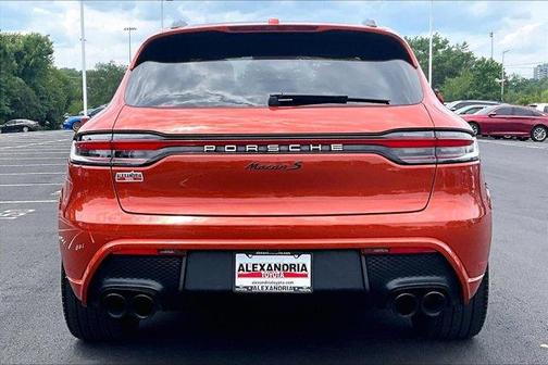 2022 Porsche Macan S