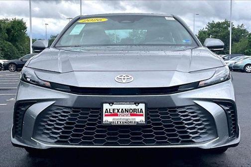 01L5 2026 Toyota Camry SE