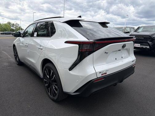 Wind Chill Pearl 2026 Toyota bZ LIMITED