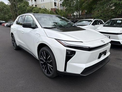 Wind Chill Pearl 2026 Toyota bZ LIMITED