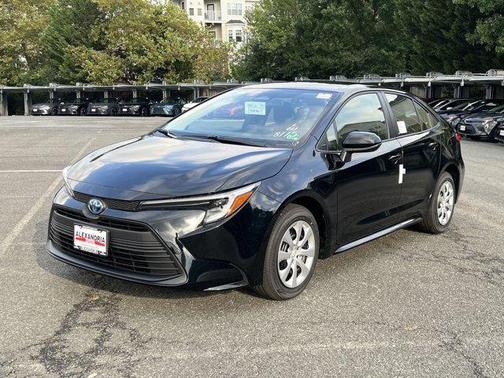 2025 Toyota Corolla Hybrid LE