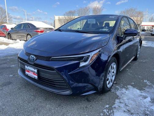 2025 Toyota Corolla Hybrid LE