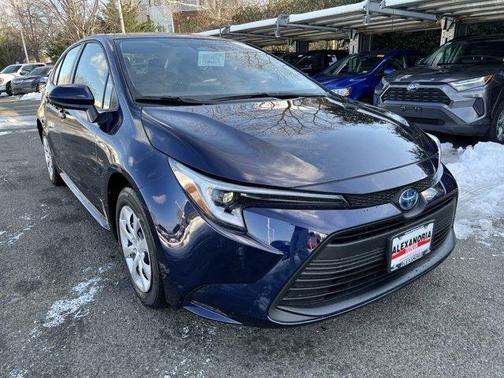 2025 Toyota Corolla Hybrid LE