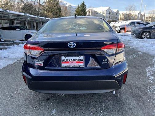 2025 Toyota Corolla Hybrid LE
