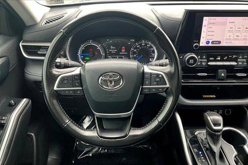 2023 Toyota Highlander Hybrid XLE