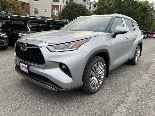 2025 Toyota Highlander Platinum