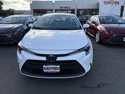 2027 Toyota Corolla LE