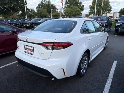 2027 Toyota Corolla LE