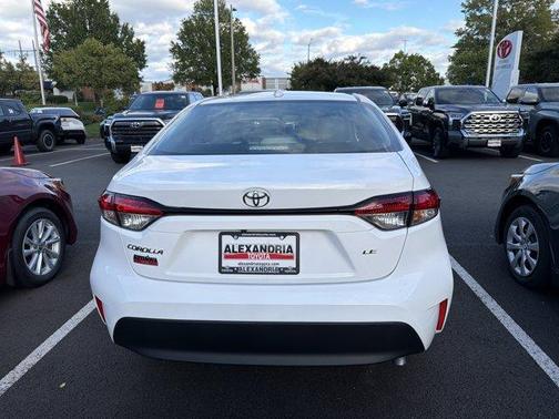 2027 Toyota Corolla LE