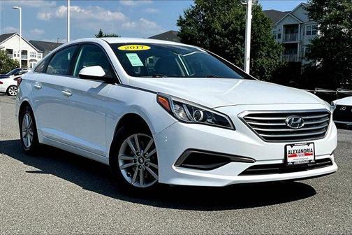2017 Hyundai SONATA SE