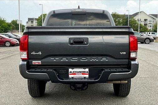 2022 Toyota Tacoma SR5