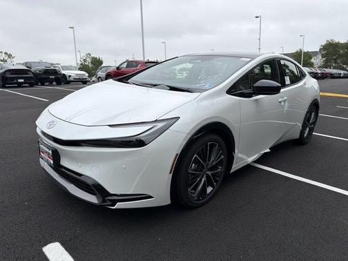 Wind Chill Pearl 2026 Toyota Prius XLE
